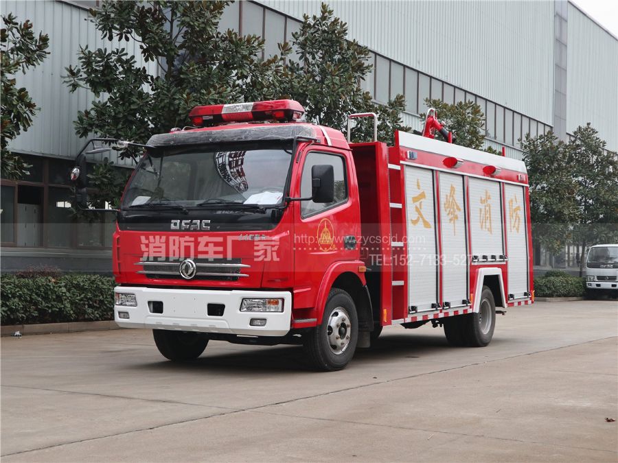 東風(fēng)多利卡單排消防車(chē) 東風(fēng)多利卡單排消防車(chē)